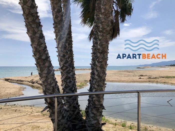 شقة Apartbeach Marina Playa Climatizado Y Vistas Playa كامبريلس المظهر الخارجي الصورة