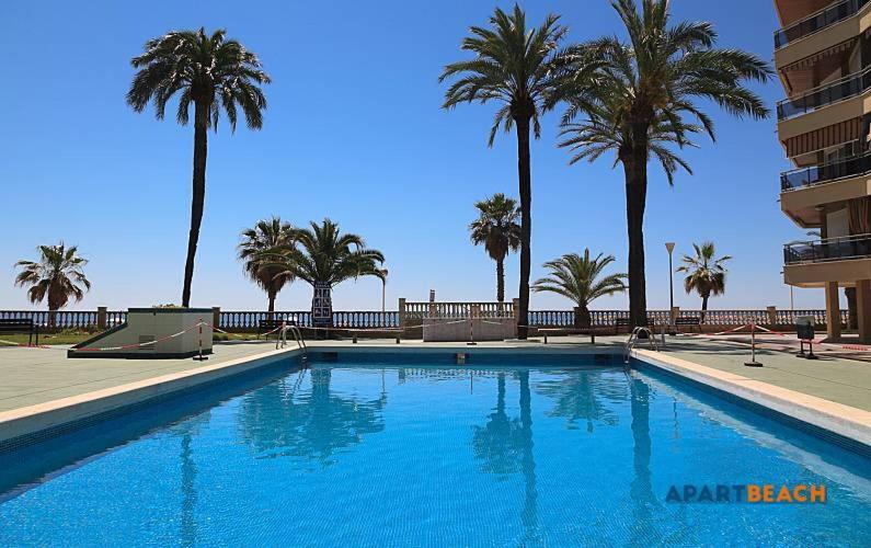 شقة Apartbeach Marina Playa Climatizado Y Vistas Playa كامبريلس المظهر الخارجي الصورة